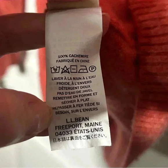 LL Bean 100% Cashmere Sweater Womens V Neck Pullover Classic Size Small. Salmon - Picture 5 of 12